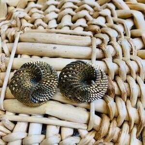 Vintage Gold Tone Twist Knot Swirl Post Earrings 3/4" diameter